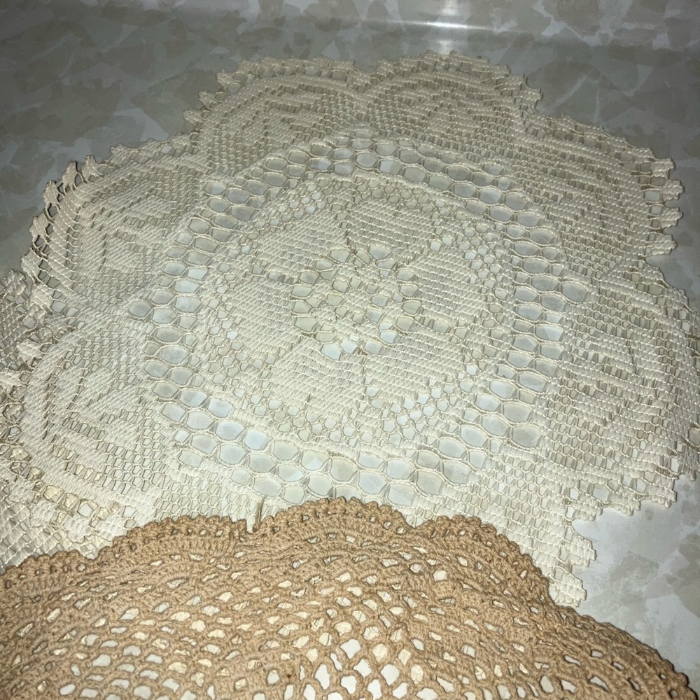 3- Doilies - Picture 3 of 5
